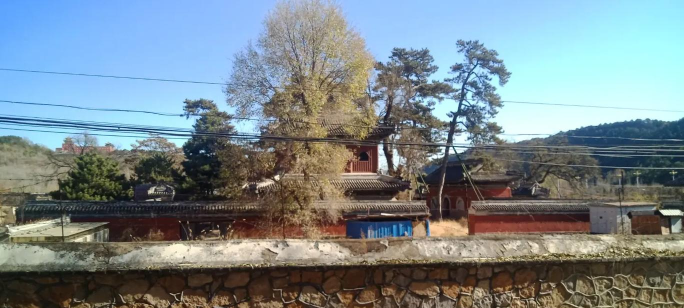 承德市殊像寺小学