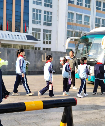 旌德县华坦乡凫山小学幼儿园