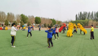 伽师县英买里乡中学