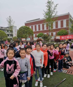 平江县南江镇桥东小学