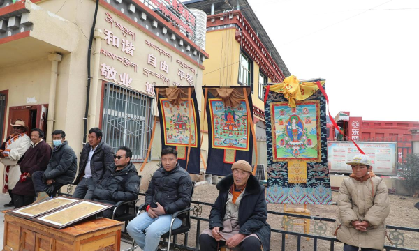 类乌齐县桑多镇中心小学