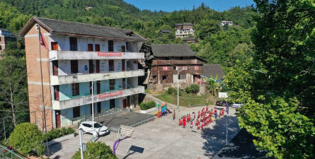 剑河县敏洞乡敏洞中学