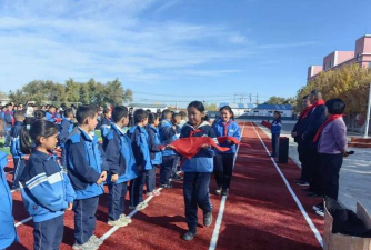 额玛勒郭楞蒙古乡寄宿制学校