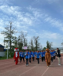 伊宁县巴依托海乡中学