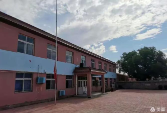 河北沧州青县新兴镇孝子墓中学