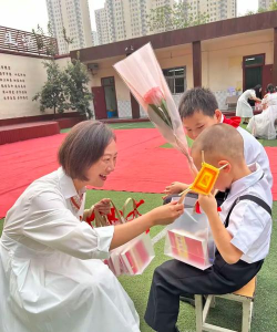 洛阳市西工区邙岭路小学