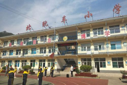 平顺县北耽车中学