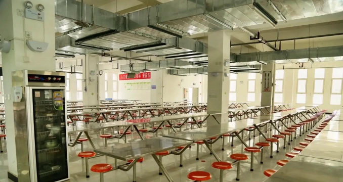 沁县定昌镇城关中学