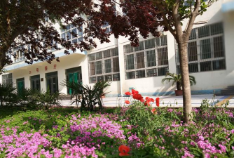 武陟县兴华实验小学