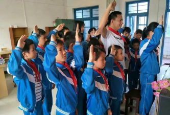 龙门镇第二小学