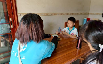 长布镇中心小学