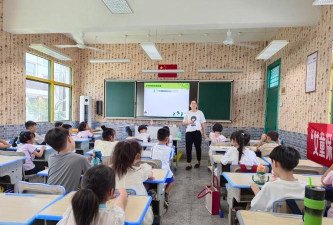 萧山区坎山镇光明中心小学