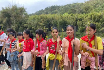 信宜市白石镇扶龙小学