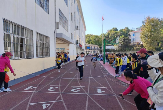 祁门县阊江小学