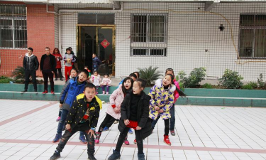 开江县普安荔舞飞扬艺术培训学校有限公司