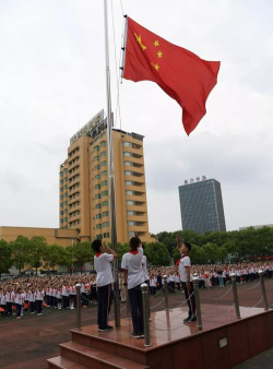 崇义县长龙镇大摆小学