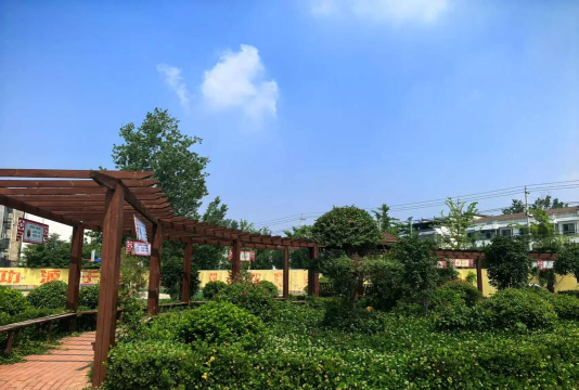 兴国县潋江明德小学