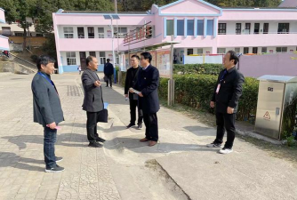 自贡市自流井区高峰乡中心小学校