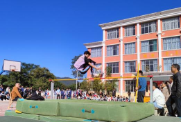 江西省会昌高排初中