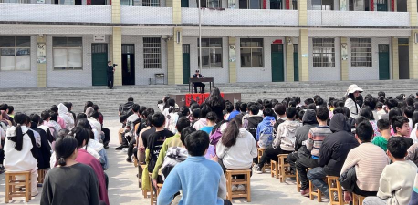 回龙镇罗丰分校