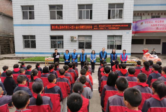 旺苍县河边小学校