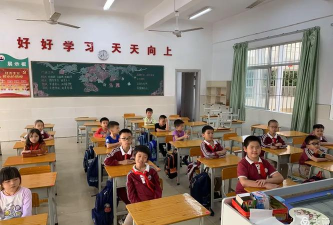 东莞道滘小河小学