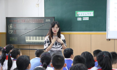 深圳市梅山小学