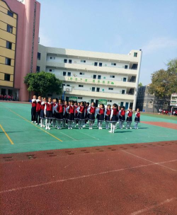 木洞镇中心小学校