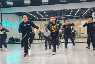 平果市优舞艺术培训学校有限责任公司