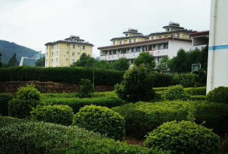 牟定县青龙初级中学