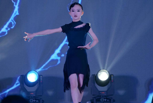 东莞市黄江舞飞翔培训中心有限公司