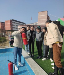 峡江县巴邱镇红苹果幼儿园