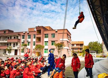 临夏市南龙镇南川小学