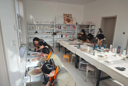 浦江县陶小匠艺术培训有限公司