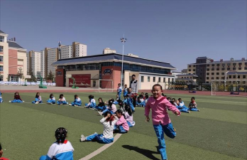 哈拉布拉克中心小学