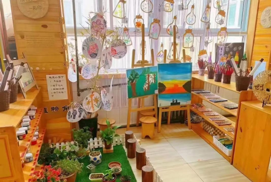 萍乡市湘东区湘东镇小精灵幼儿园