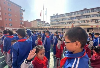 松北区松浦镇东方红小学