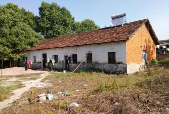 武汉市江夏区宁港中学