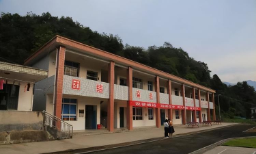 常德市武陵区芦山乡中学