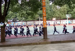 廉江市新民镇新民中学