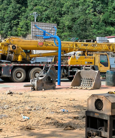 龙坪镇中心学校