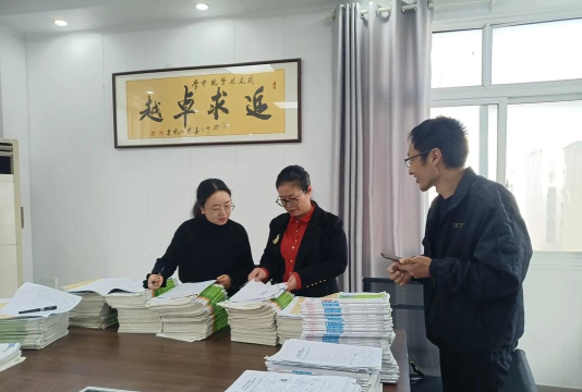 团风县上巴河镇十力中学