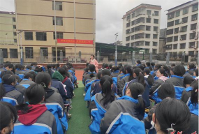 洞口县洞口镇城关一校