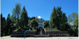 利川市谋道镇长坪初级中学