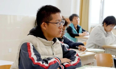 北京市平谷区大华山中学