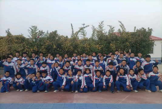 乌苏市蓝天学校