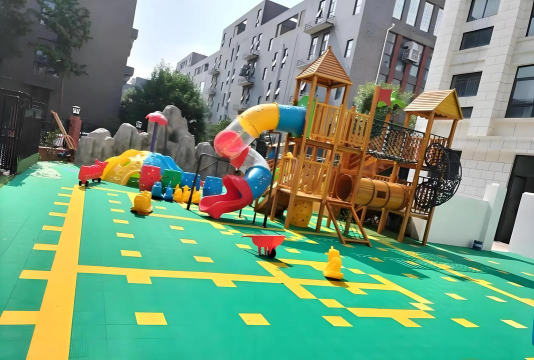 呼和浩特市住宅发展总公司蓝天幼儿园