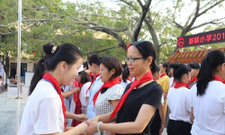 大石镇新联小学