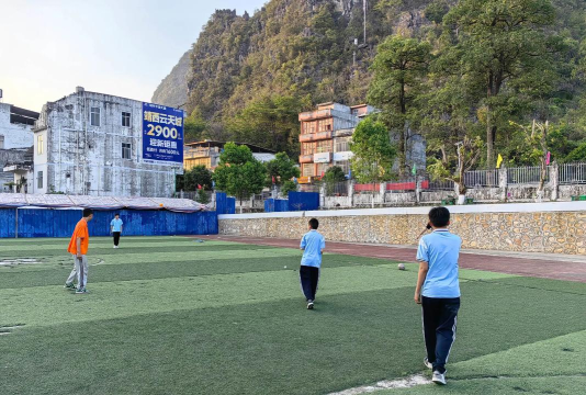 打鼓坪林场中心校