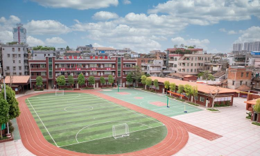 东莞石龙龙城现代小学